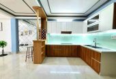 Kẹt tiền sang gấp nhà 1T2L, HXH trung tâm Q4, 48m2, nội thất hoàn thiện, sổ riêng