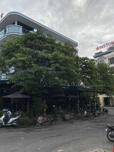 Chính chủ bán gấp căn góc 3 mặt tiền, ngay đường Phạm Văn Đồng. 250 m2, giá 22,7 tỷ