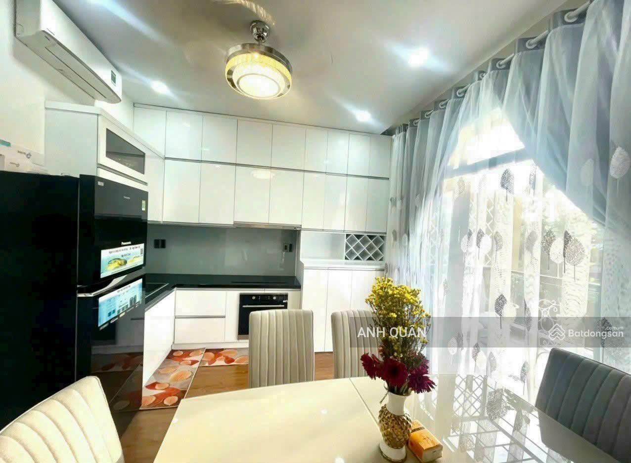 Chủ cần bán gấp nhà Lâm Văn Bền, Tân Kiểng, Quận 7, 80m2 (5×16) 1 trệt 3 lầu, Sổ Sẵn