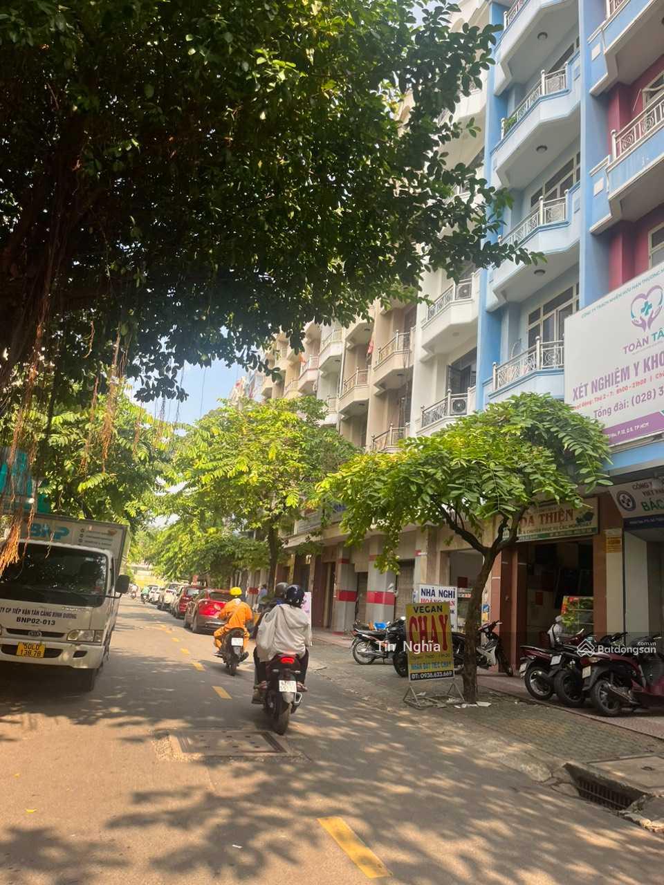 Bán nhà MT Lý Thường Kiệt P. 12, Q. 5. (4m x 22m) nhà 4 lầu. Ngay Hùng Vương Plaza giá 21.5 tỷ