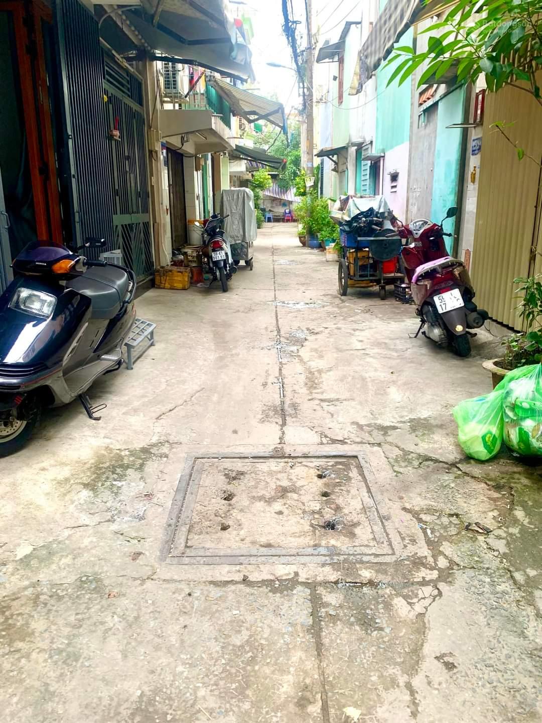 Bán nhà 2 tầng, Hậu Giang, Phường 11, Quận 6