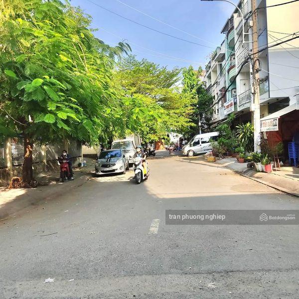 Bà Hom – Quận 6 – HXH tránh – ngang 6.2m – gần vòng xoay Phú Lâm – 100m2 – 7, x tỷ – nhỉnh 70tr/m2