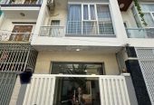Cần vốn nên bán nhà hẻm 4m Lê Quốc Hưng, P13, Q4. DT 65,1m2, 1T 2L ST, 4PN, 5WC, sổ đẹp