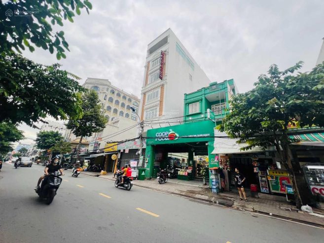Chuyên bán nhà phố MT Lâm Văn Bền Q7. DT 5x24m, 8x23m 10x15m, 8x28m.