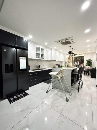 Nhà mới cứng 5 tấm HXH Lê Thánh Tôn view chợ Bến Thành trung tâm Quận 1. Nhà đẹp giá siêu hời 25 tỷ