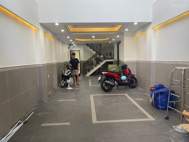 Bán rẻ căn hộ dịch vụ mới xây đang cho thuê 50 triệu đường Lưu Hữu Phước Quận 8