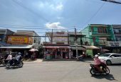 BDS vip góc 2 MT chợ đường số 15 Tân Quy mà chỉ 9tỷ8. 0903 626 *** Lâm GH xem nhà ngay