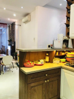 Xếp hàng 1 chục chiếc – quay đầu – tự do đỗ xe miễn phí thoải mái lộ 20m