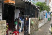 Nhà Phạm Thế Hiển P6 Q8. Hẻm 1/DT: 6,2*17,5m. SHR. Cấp 4, 3PN, không QH. Giá: 4,6tỷ.