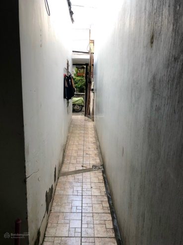 Nhà Phạm Thế Hiển P6 Q8. Hẻm 1/DT: 6,2*17,5m. SHR. Cấp 4, 3PN, không QH. Giá: 4,6tỷ.