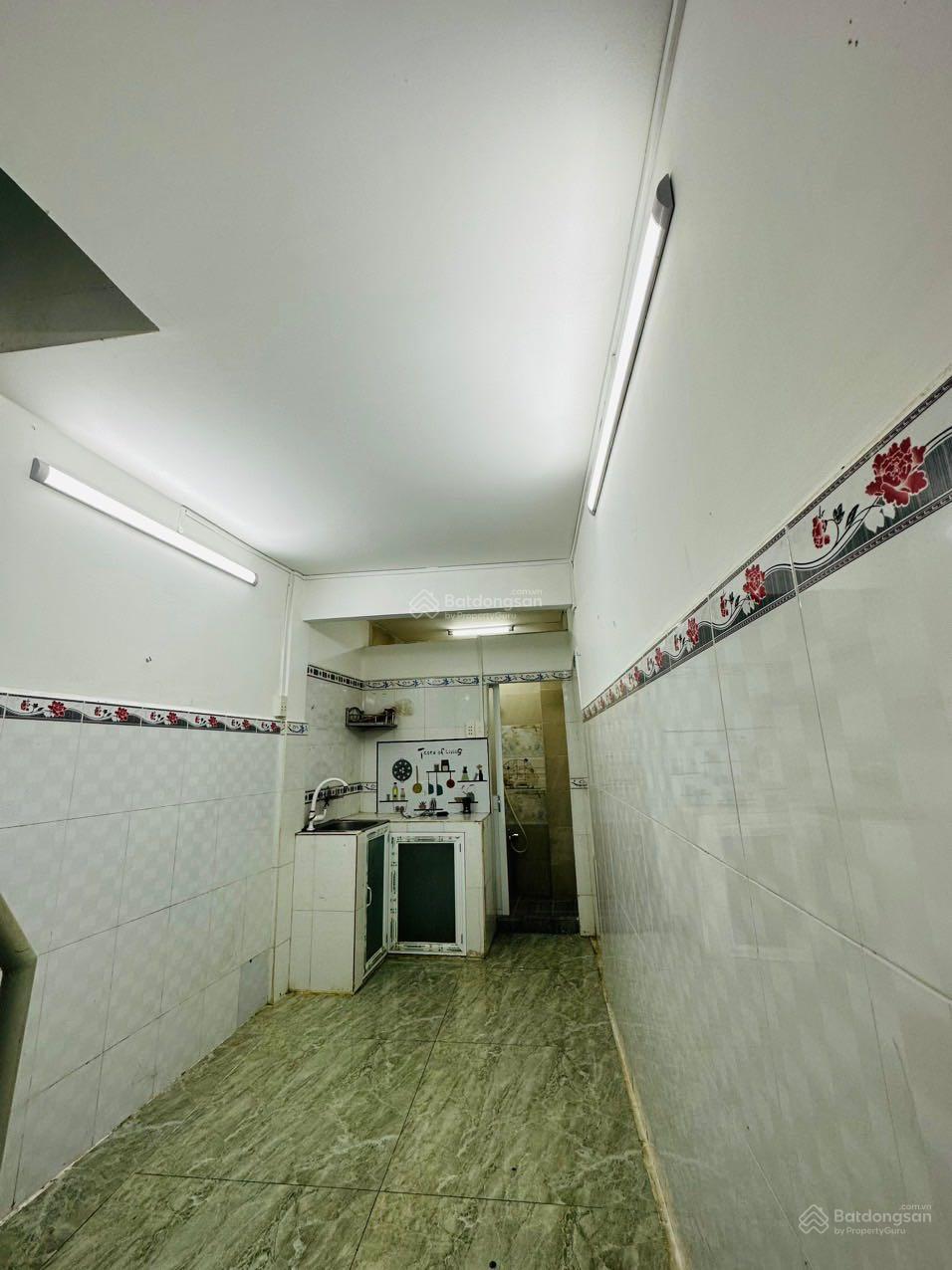 Bán nhà quận 6 – Phạm Phú Thứ – 28m2 – 2 tầng – hẻm rộng – chỉ 2 tỷ 950