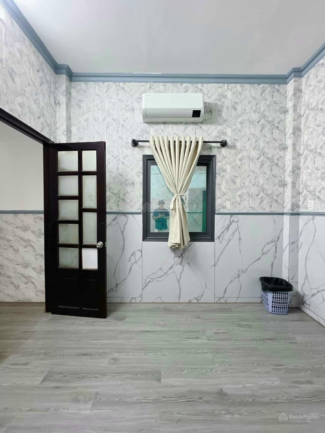 Bán nhà Q4 kèo thơm khu dân cư hiện hữu