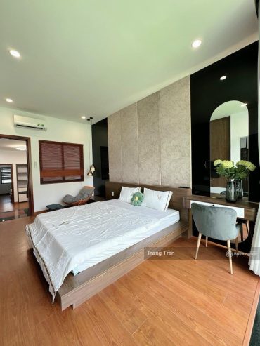 Nhà đẹp, ngang bề thế 5Tỷ020/106m2 (6,9mx15,5m) đường Hồ Hảo Hớn- Cô Giang- Q1, gần trường Văn Lang