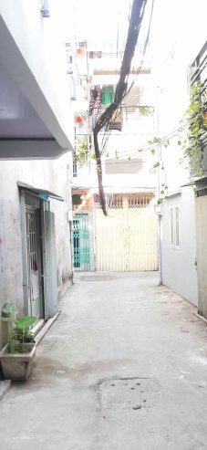 Nhà bán đường Bãi Sậy, Quận 6, gần chợ Bình Tây