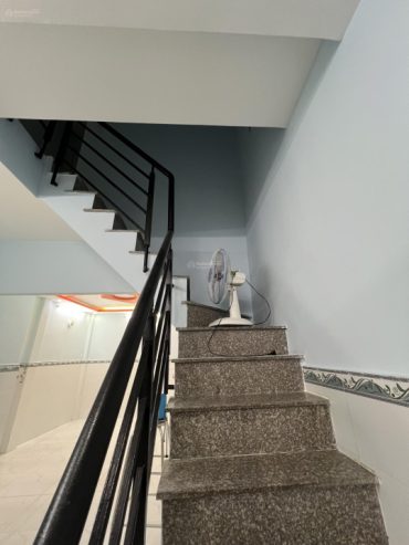 Chính chủ bán nhà P3, Q4 – hẻm cụt an ninh – 40m2, 3PN, 1 bếp, 1 PK