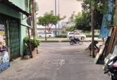 Bán nhà nát đường Võ Văn Kiệt, hẻm xe hơi. 5×14,8 giá 6,5 tỷ. Cách mặt tiền Võ Văn Kiệt 10 mét