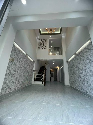 Nhà đẹp ĐS 17, P4, Q8. Sát bên chung cư Phạm Thế Hiển. DT 68m2 (4,7m x 14,4m) Giá 3.360 tỷ .