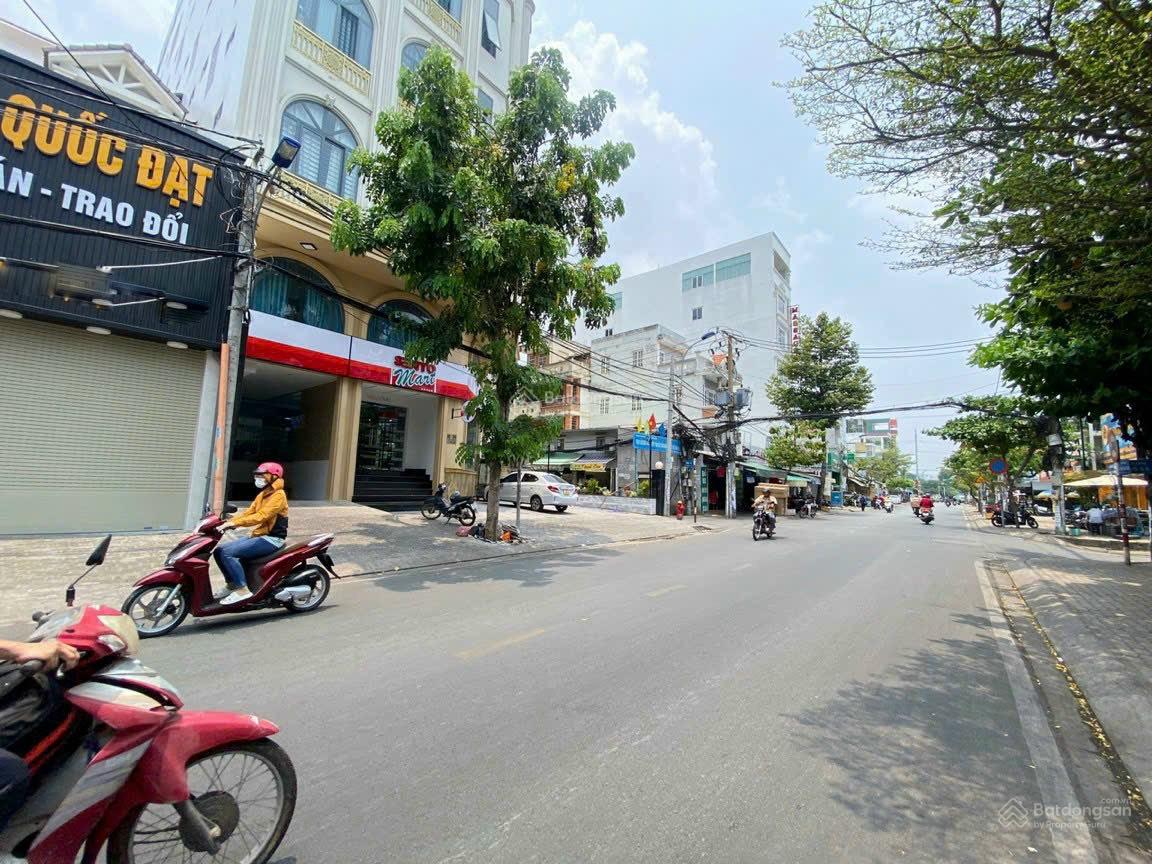 Bán nhà mặt tiền đường Lâm Văn Bền P. Tân Kiểng Quận 7 178m2