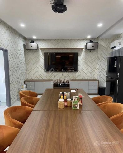 Hàng hiếm và kín! Xe hơi tới nhà Nguyễn Thị Minh Khai, Q1 (8,5x11m) sẵn 5 tầng~7CHDV. Chỉ 16 tỷ TL