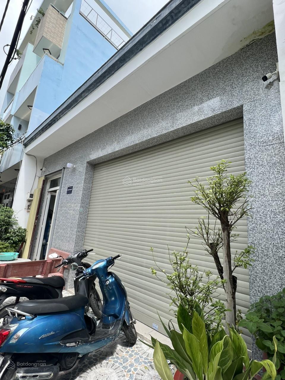 Kẹt tiền bán gấp, nhà 8×15, đủ 115m2, đường nhựa xe tải Tân Hòa Đông