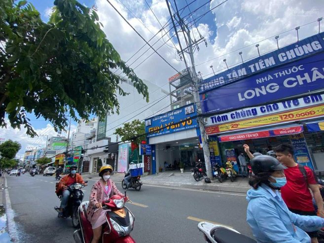 Long Châu thuê 63 triệu/tháng – ngang 10m công nhận đủ 125m2