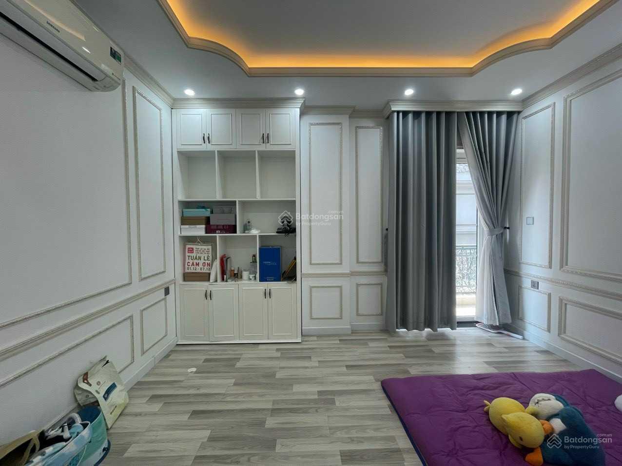 Bán nhà HXH Trần Hưng Đạo Quận 1. Nhà 4x16m kết cấu 5 lầu thang máy HĐT thuê 50tr/th giá 17.8 tỷ TL