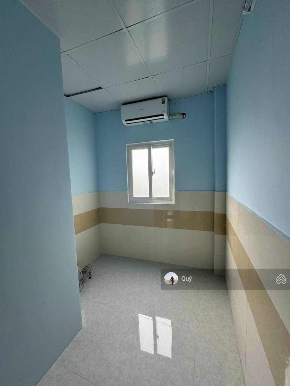 Bán nhà mới Đ. Mạc Vân ngay Coopmart Tuy Lý Vương, P13, Q8, DT: 20m2 (2,5*8) 1 trệt 1 lầu