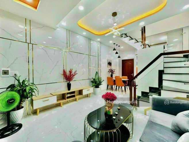 Bán căn nhà Q6, 55m2, Bến Phú Lâm, 1 trệt 1 lầu SHR, hẻm hơn 5m