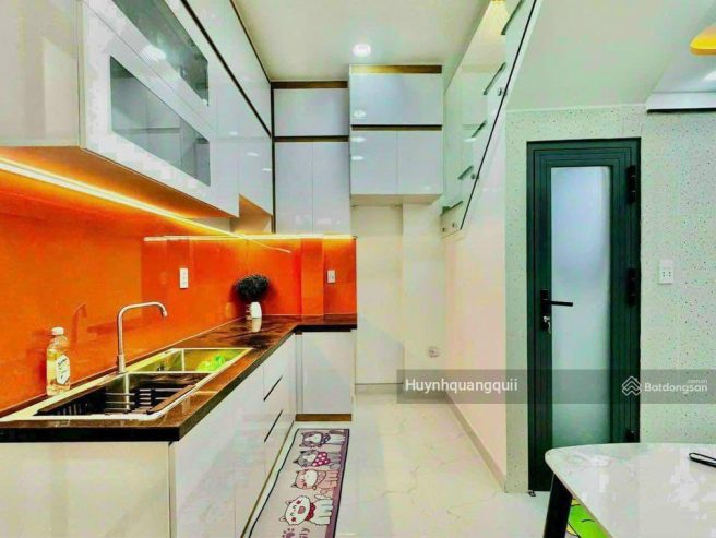 Bán căn nhà Q6, 55m2, Bến Phú Lâm, 1 trệt 1 lầu SHR, hẻm hơn 5m