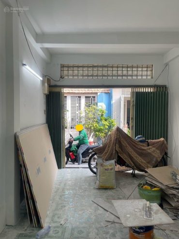 Giá 3 tỷ 370 bán nhà đường Bà Hom P 13 Q6 sổ hồng riêng hoàn công khu dân cư hiện hữu hẻm 4m rưỡi
