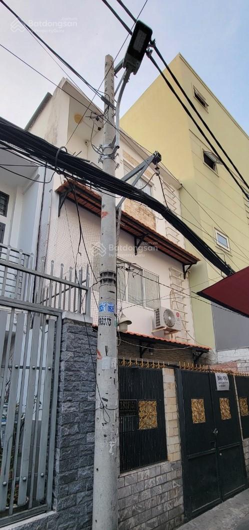 Bán nhà riêng 4,4mx9,6m, 1 trệt, 2 lầu. Hẻm Tôn Thất Thuyết, không tranh chấp, sổ hồng riêng