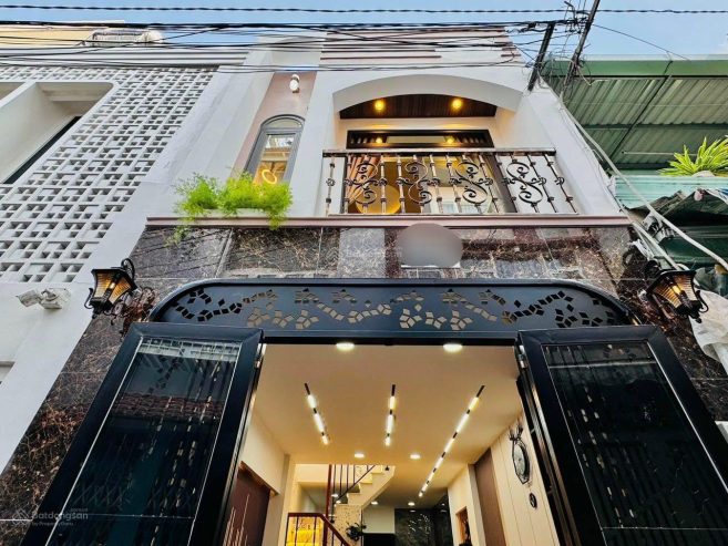 Nhà mặt phố mini mới 100% giá hạt dẻ