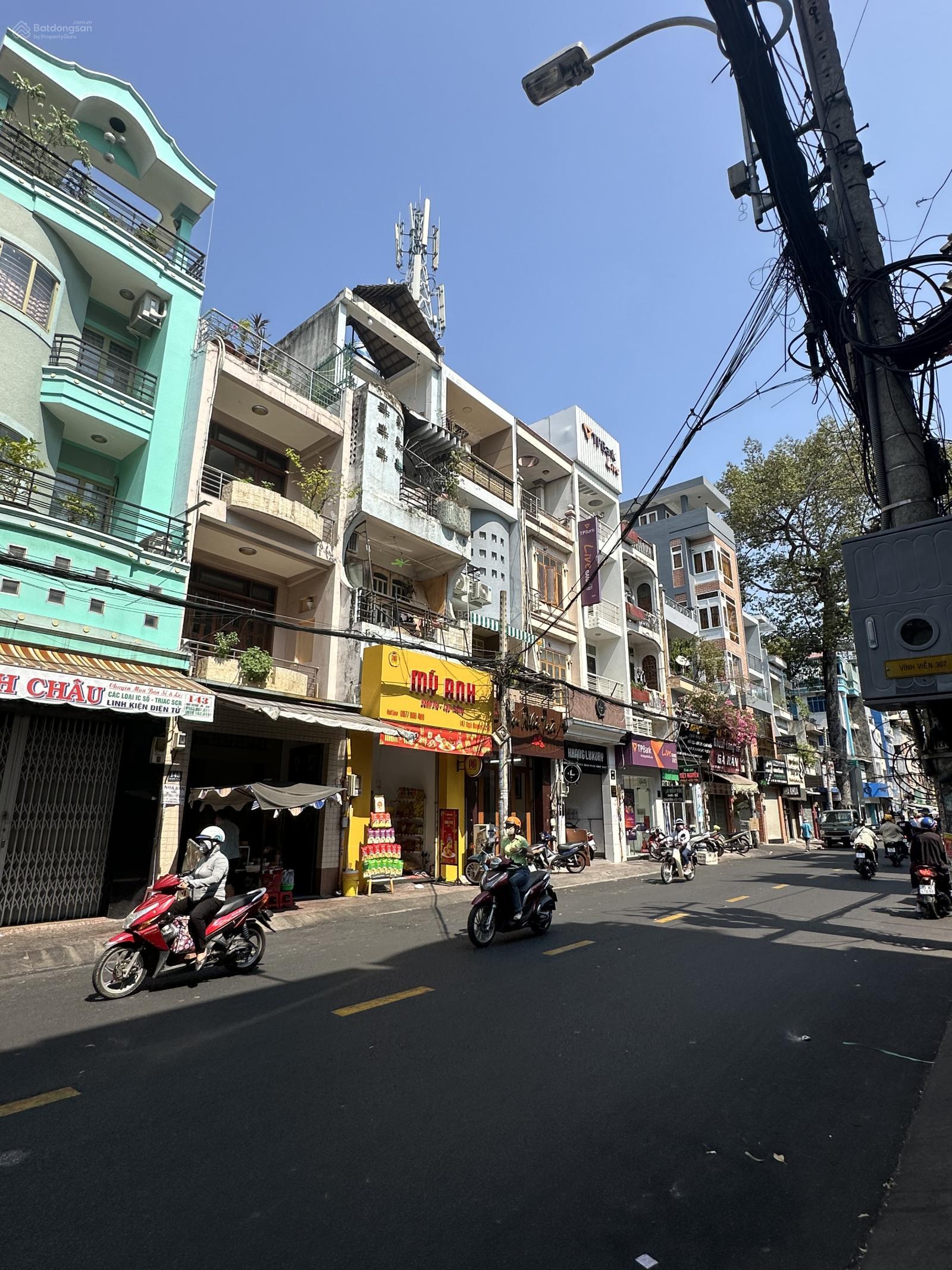 Bán gấp xuất ngoại – nhà mặt tiền Triệu Quang Phục P11 Q5 1T 4 lầu 3.7×14.6m