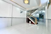 Cô Tám bán căn cho thuê 21tr Tùng Thiện Vương P11 Q8 63.02m2(4.6×13.7). Cách chợ Xóm Củi 3p