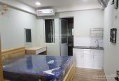 Nhà đẹp Bến Vân Đồn 1/ gấp bán giá tốt