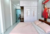 Nhà đẹp 4 tấm Đoàn Văn Bơ Q4 cần bán