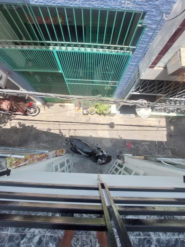 Nhà sổ hồng riêng gần cầu Nguyễn Tri Phương, cầu Chà Và 25m2 1 lầu đúc BTCT nở hậu, sổ hoàn công đủ