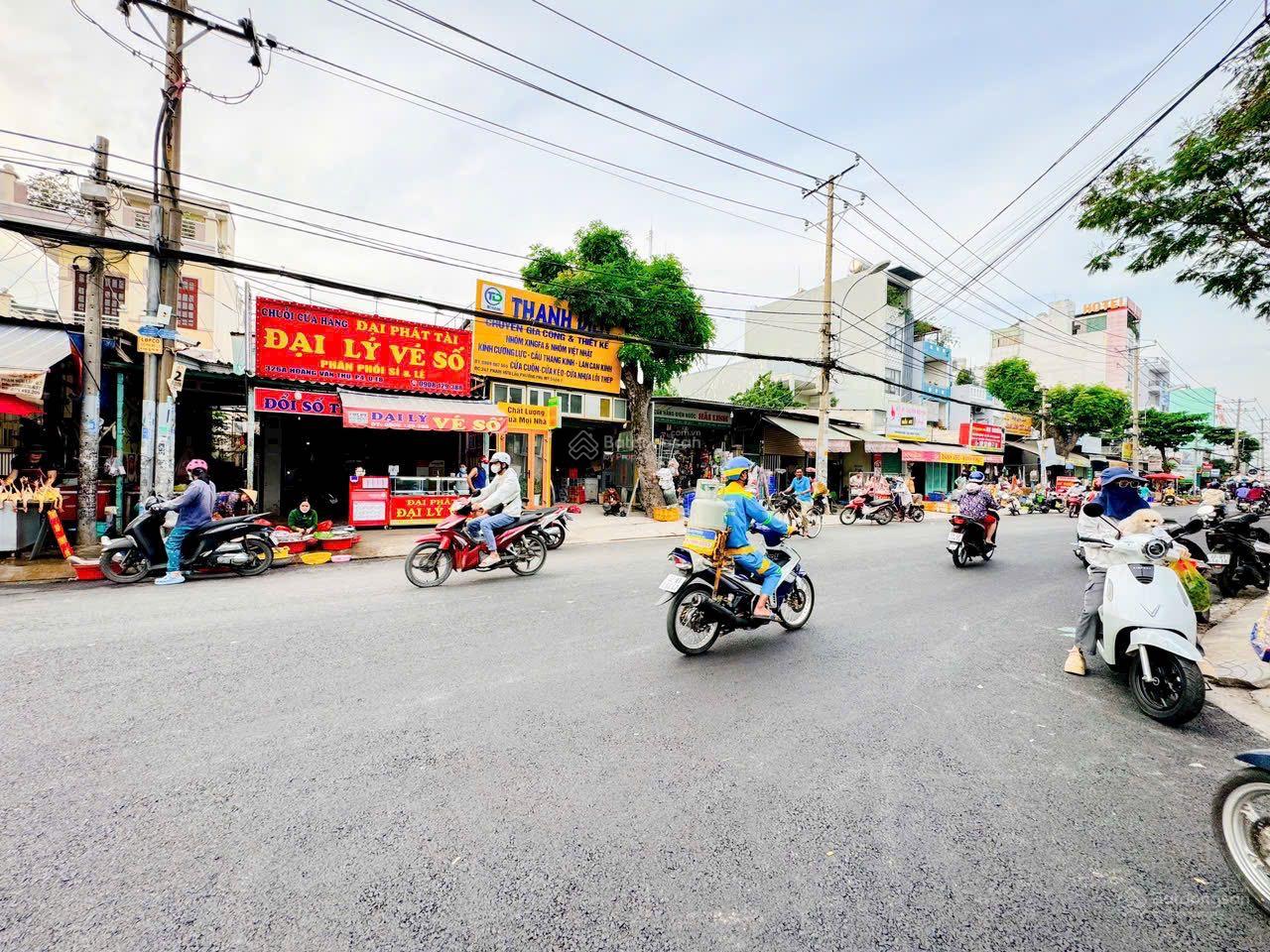 Bán nhà mặt tiền kinh doanh sầm uất đường Phạm Hữu Lầu – Quận 7 – Cạnh Phú Mỹ Hưng