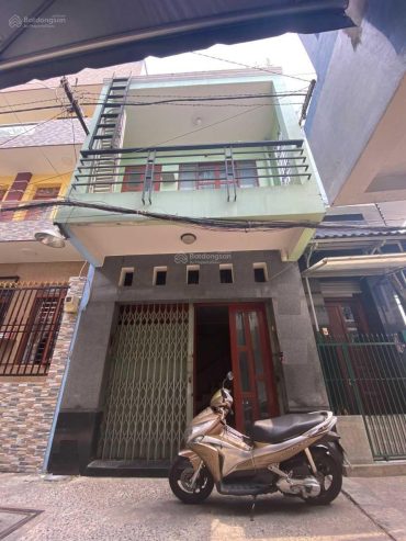 Nhà hẻm xe hơi đậu trước nhà (4.2×15), bước 2 bước chân là mặt tiền