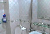 Nhà 26.1m2, 5 tầng BTCT HC đủ, 5m ra MT Lê Quốc Hưng. 4,3 tỷ