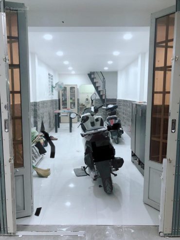 Chính chủ! bán gấp nhà 38,4m2 hẻm ba gác Bùi Minh Trực, P.6, Quận 8, giá nhỉnh 3 tỷ