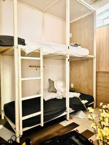 Nhà Quận 1 TPHCM khu phố Tây Bùi Viện – 60m2 – 4 tầng – dòng tiền 80 triệu/tháng