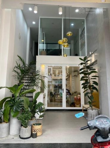 Hàng kín! MT Nguyễn Thiện Thuật sát Nguyễn Thị Minh Khai 5.22x18m 6 lầu thang máy giá 33 tỷ