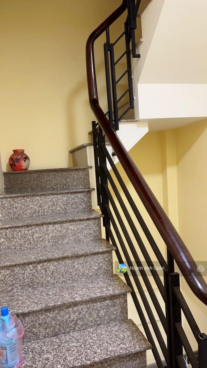 Bán nhà hẻm 4m gần mặt tiền, Phường 4 Quận 4, 3mx10m, 3 tầng 2p 3w BC, chỉ 4.6tỷ