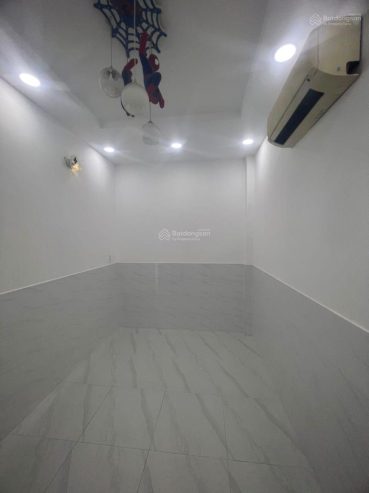Bán nhà riêng, sổ đầy đủ, 62m2 đường Phạm Thế Hiển Q8