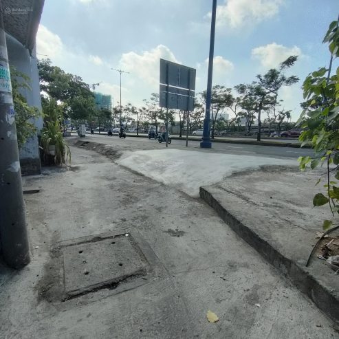 Bán nhà cách 1 căn ra Võ Văn Kiệt Phường 7 Quận 6, 2 tầng 2PN