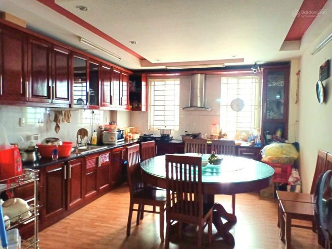 Nhà Bán 6 Tầng Đường Xe Tải, Phạm Hùng P4.Q8
