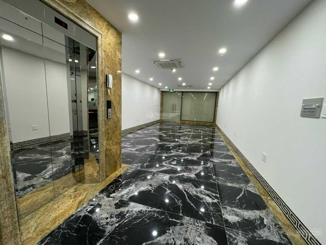 Nhà có HĐ thuê 80 triêu Đ.Nguyễn Thị Thập kdc HimLam q7 Nhà mới xây GB: 35TỶ