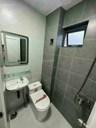 Bán nhà riêng 24,6m2 Đường Hưng Phú Quận 8 giá chỉ 3 tỷ 950 (TL).