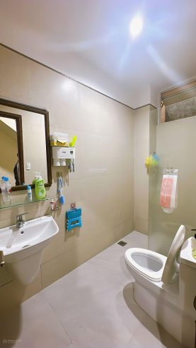 Bán mặt tiền đường số , 4 tầng , dt 4×18 , xe hơi đỗ cửa , Quận 7.